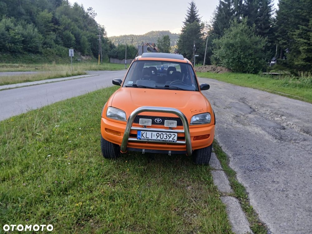 Toyota RAV4 2.0 - 11