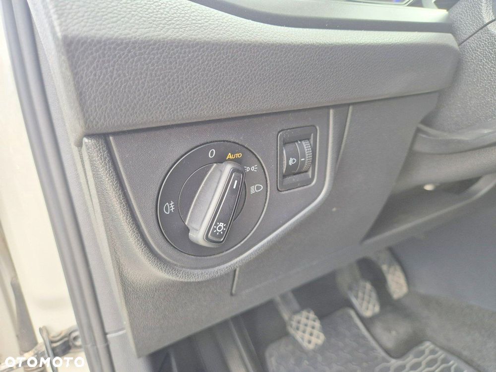 Volkswagen Polo 1.0 TSI Life - 32