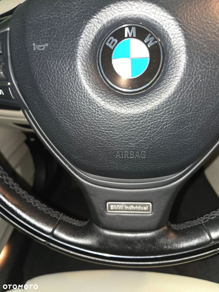 BMW Seria 7 740d xDrive - 26