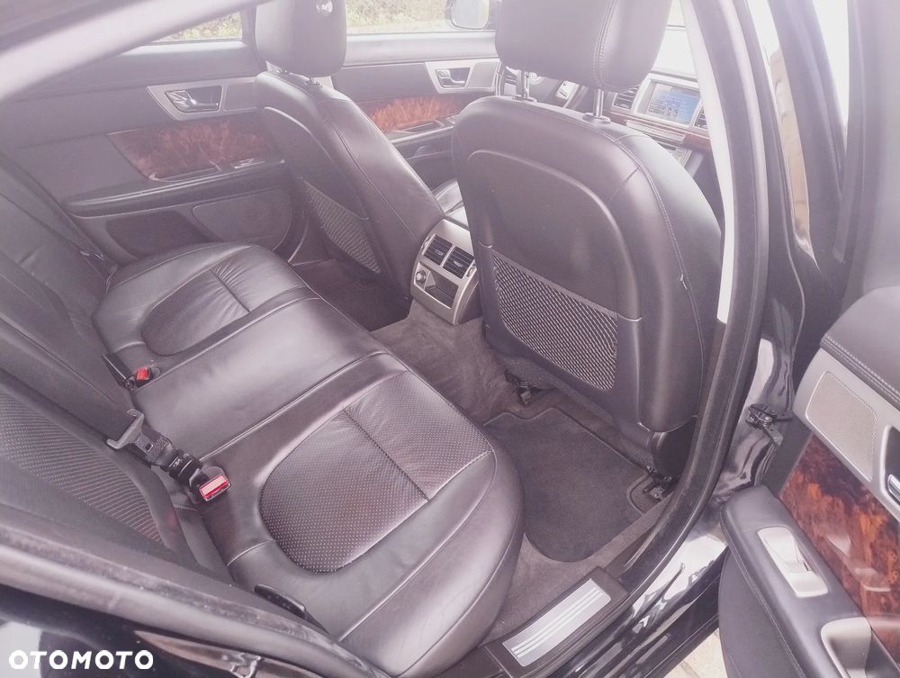 Jaguar XF 3.0 V6 S Premium Luxury - 17