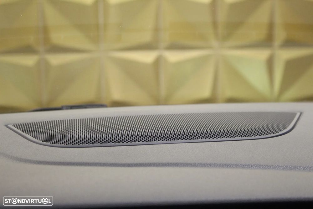 Renault Mégane Sport Tourer BLUE dCi 115 LIMITED - 24