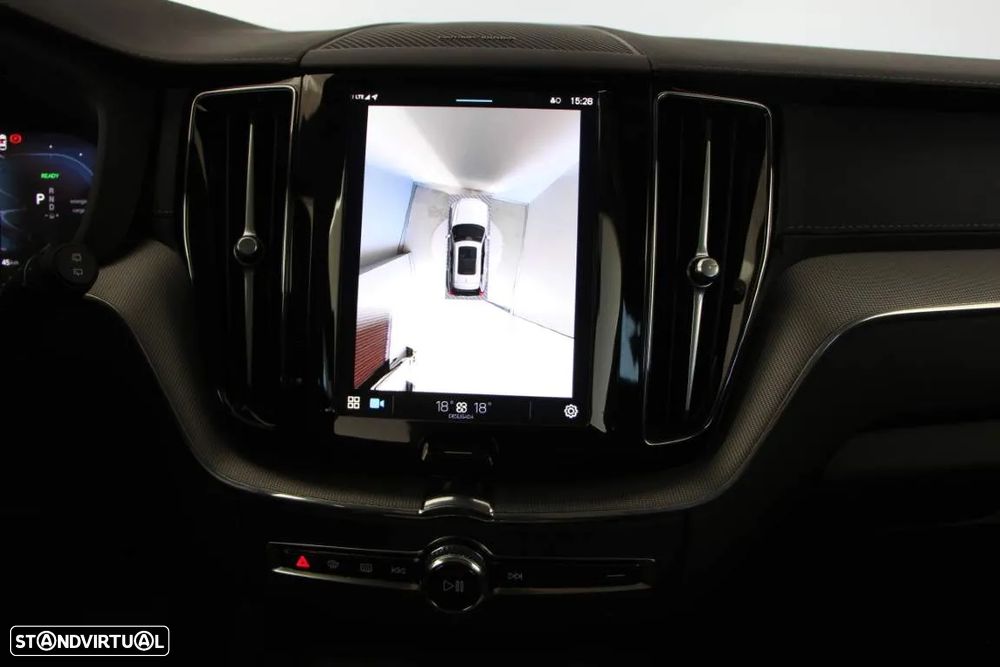Volvo XC 60 2.0 T6 PHEV Ultra Dark AWD - 4