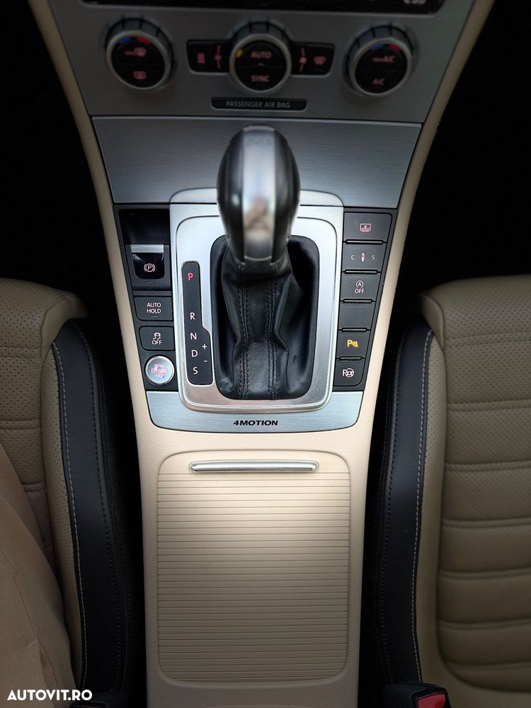 Volkswagen Passat CC - 37