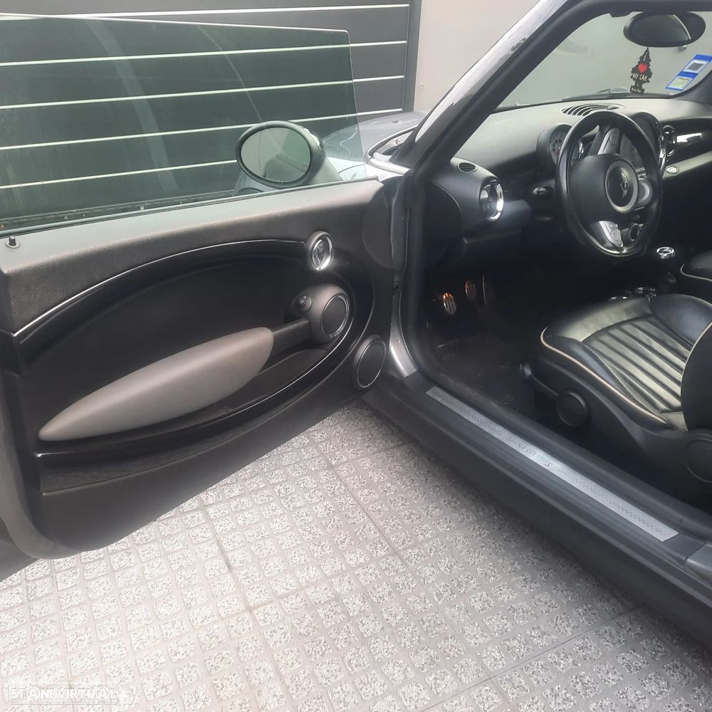 MINI 3 Portas Cooper S - 11