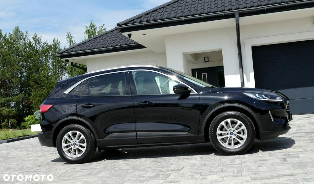 Ford Kuga - 16
