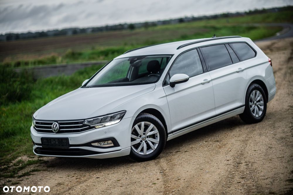 Volkswagen Passat 2.0 TDI SCR DSG Comfortline - 5