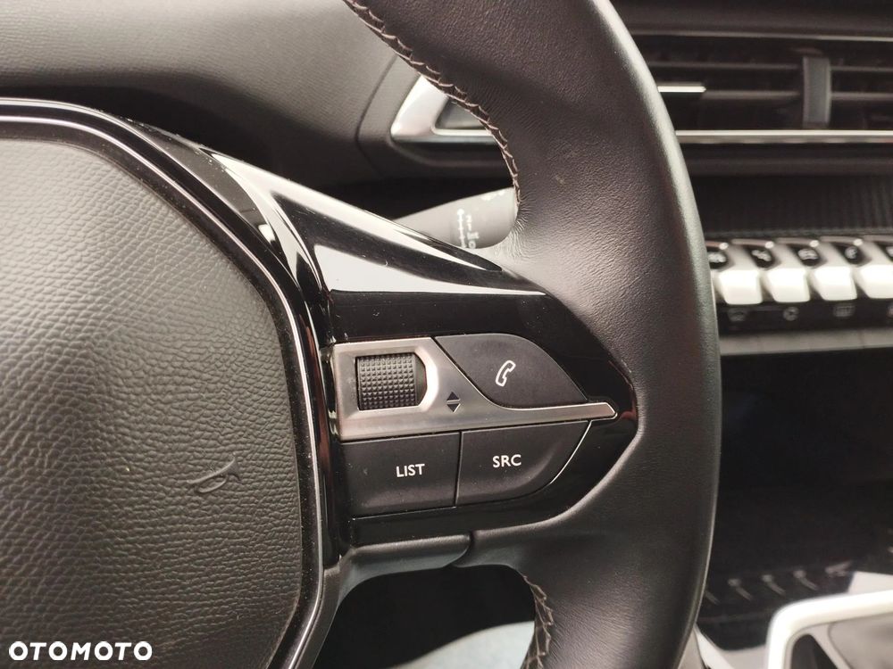 Peugeot 3008 1.5 BlueHDi Allure S&S - 27