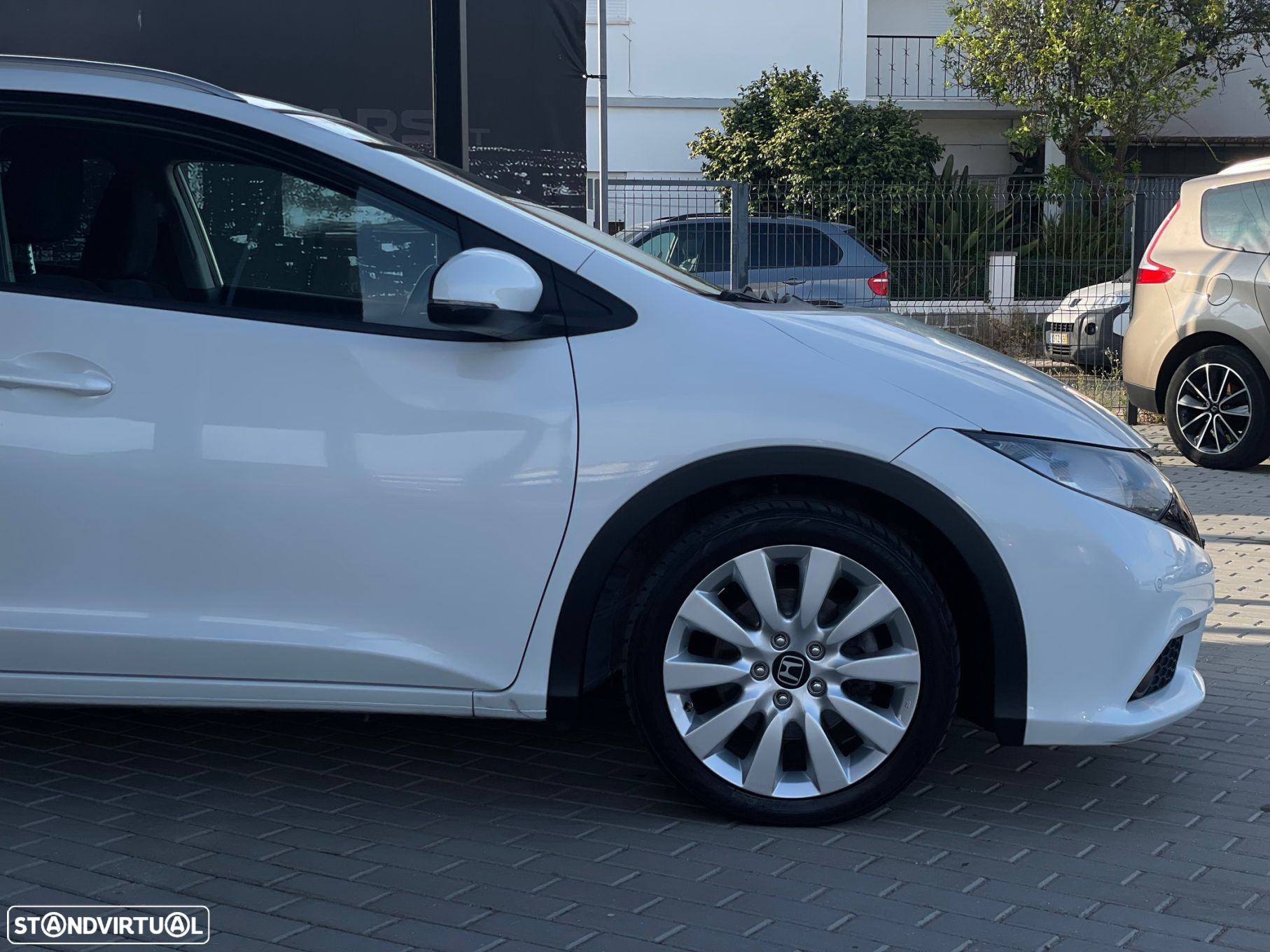 Honda Civic Tourer 1.6 i-DTEC Sport Navi - 9
