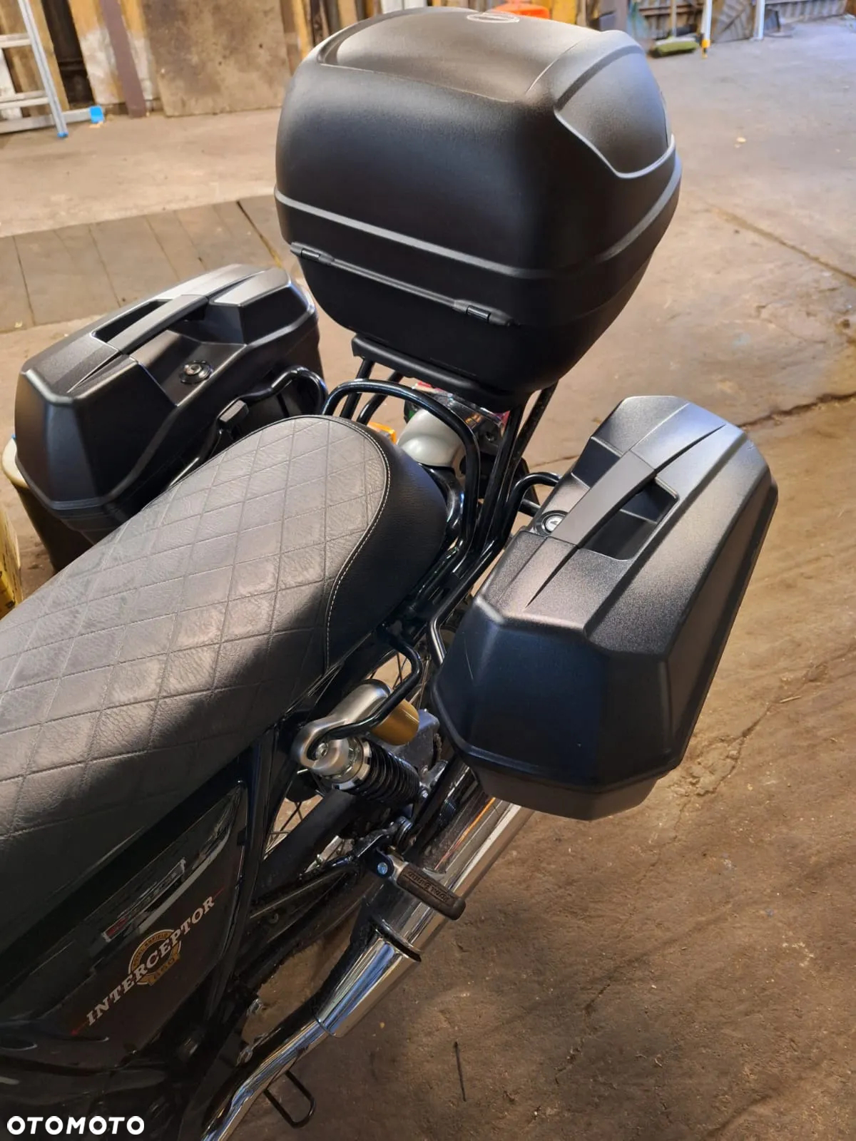Royal Enfield Continental - 3