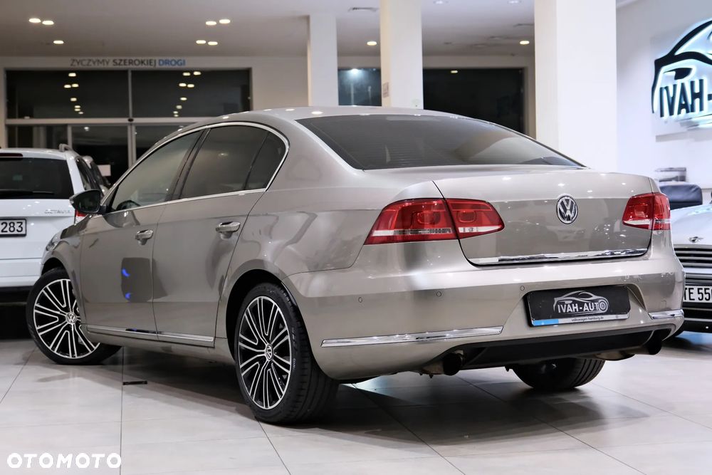 Volkswagen Passat 3.6 V6 4Motion DSG Exclusive - 8