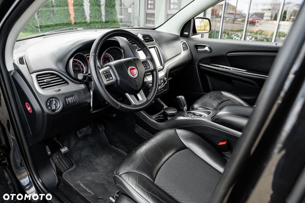 Fiat Freemont 2.0 Multijet 16V DPF Automatik Allrad Black Code - 15