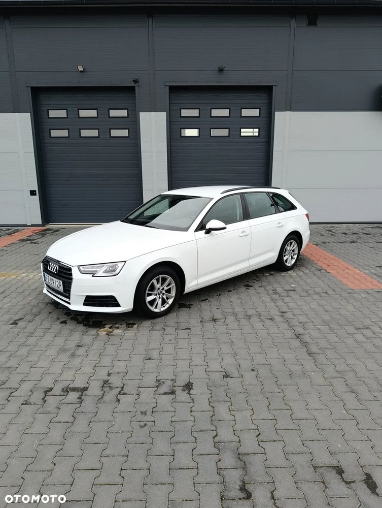 Audi A4 Avant 2.0 TDI S tronic - 10