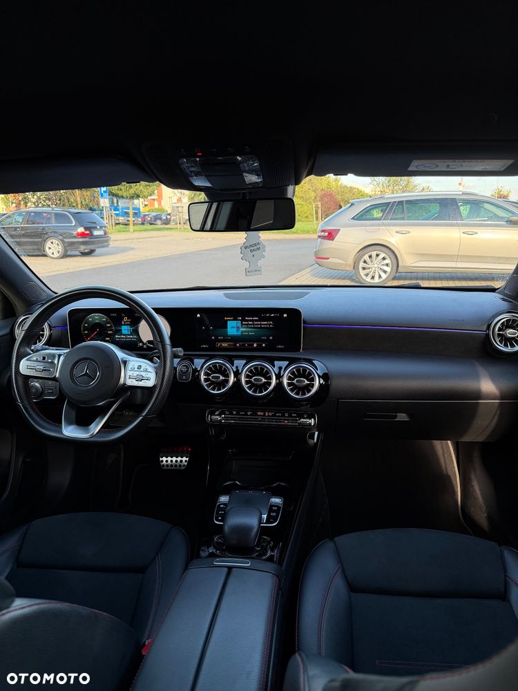 Mercedes-Benz Klasa A 180 d AMG Line 7G-DCT - 9
