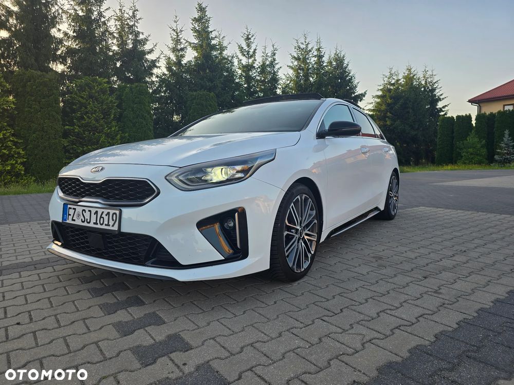 Kia ProCeed 1.5 T-GDI DCT7 OPF GT LINE - 11