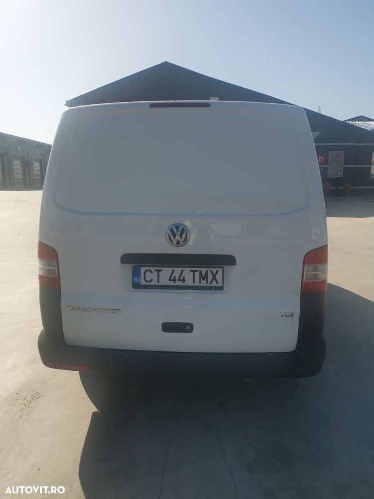 Volkswagen Transporter - 4