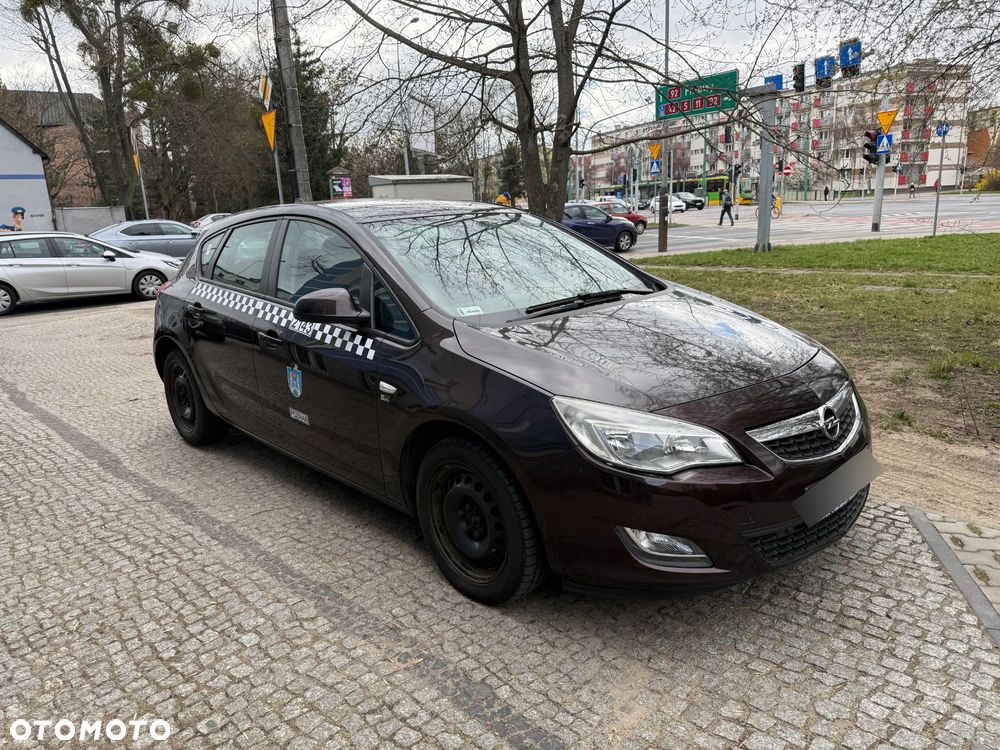 Opel Astra 1.6 Cosmo - 4