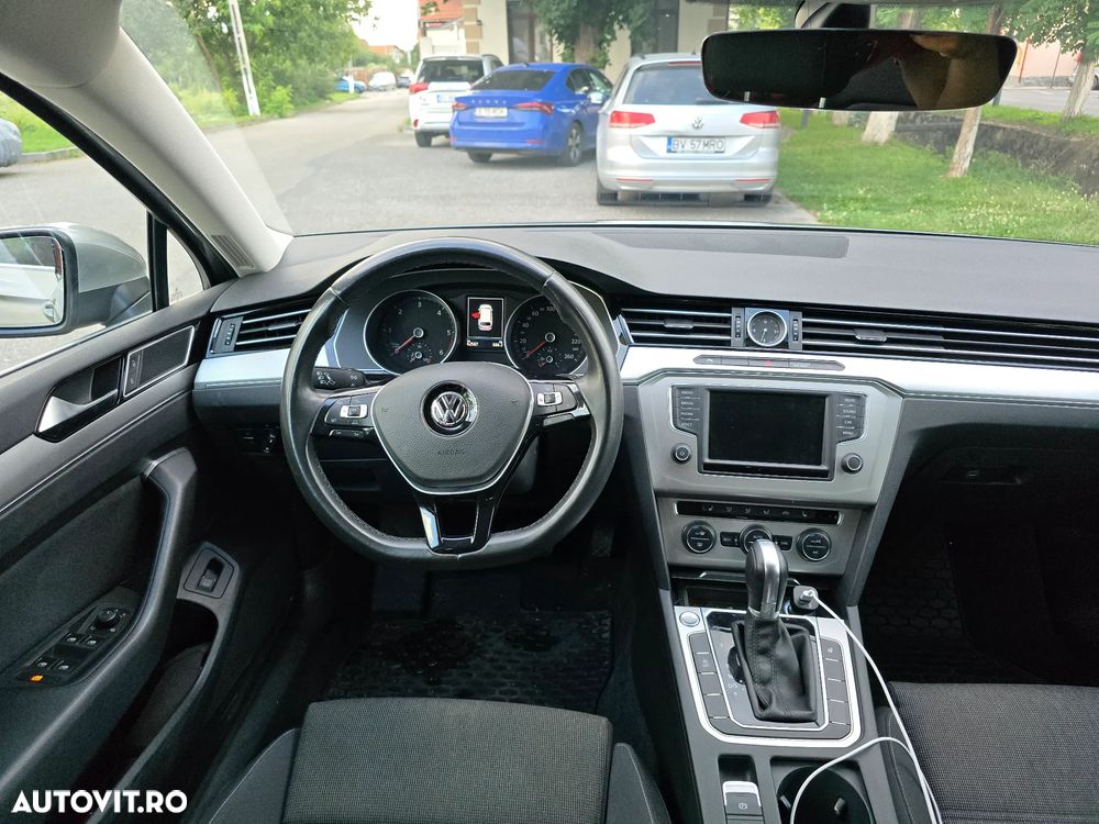 Volkswagen Passat 2.0 TDI DSG Comfortline - 7
