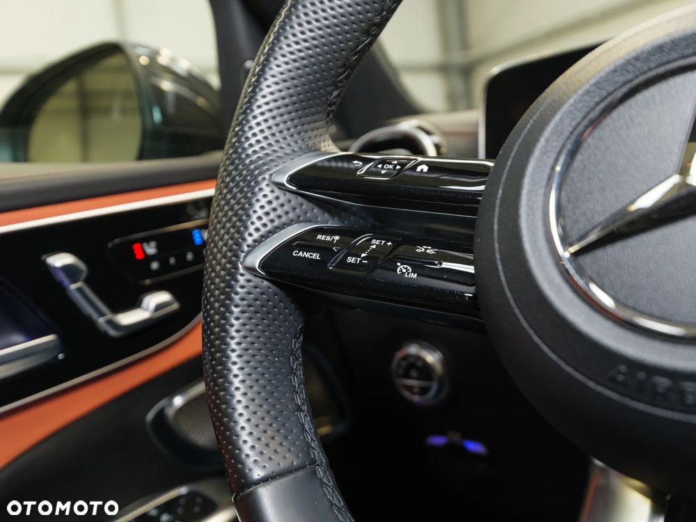 Mercedes-Benz Klasa C 220 d mHEV 4-Matic AMG - 36