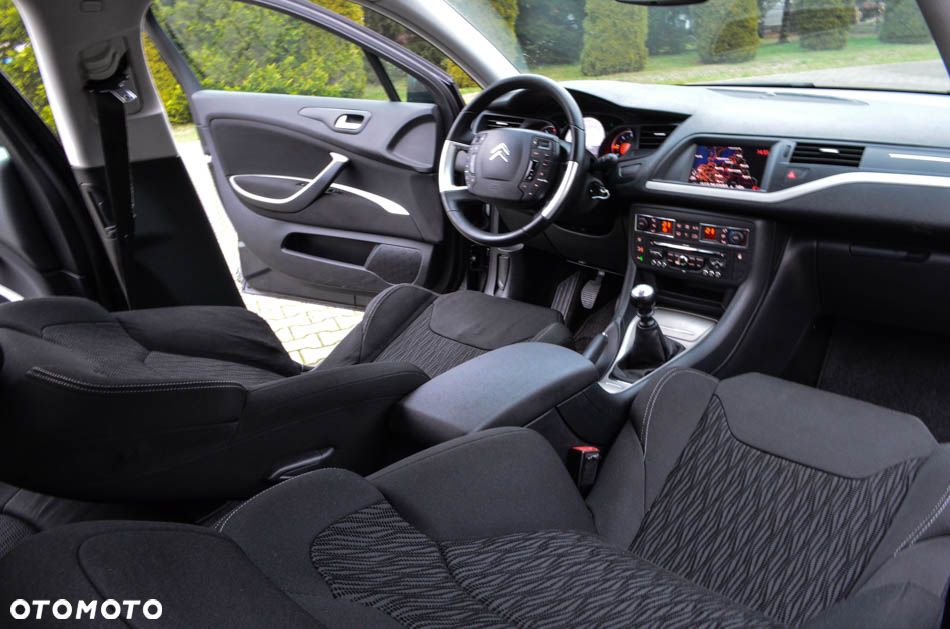 Citroën C5 2.0 HDi Attraction - 25