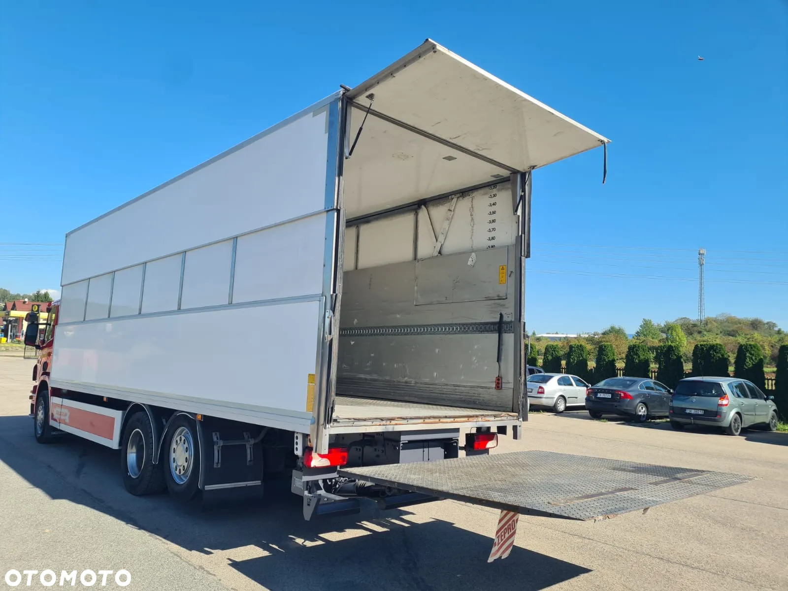 Scania P320 EURO6 20EUROPALET KONTENER IZOTERMICZNY Z REGULACJĄ WYSOKOŚCI - 13