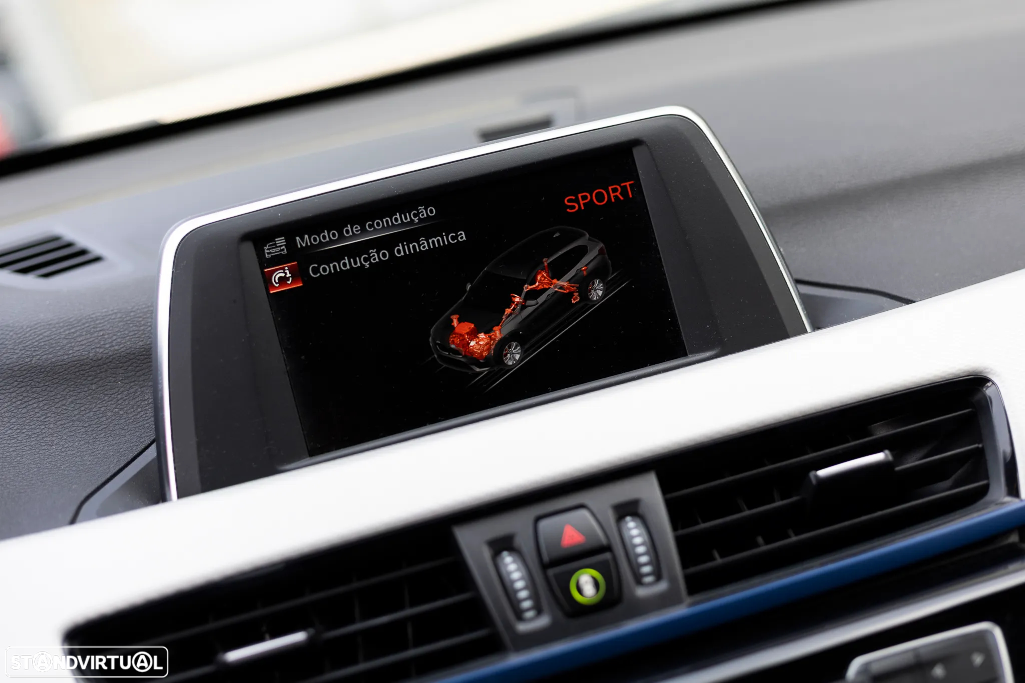 BMW X1 18 d xDrive Auto Pack M - 19