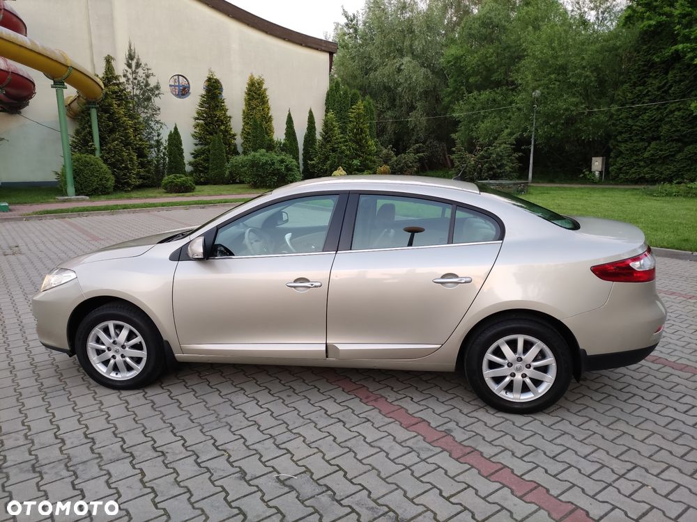Renault Fluence 1.6 16V Privilege - 10
