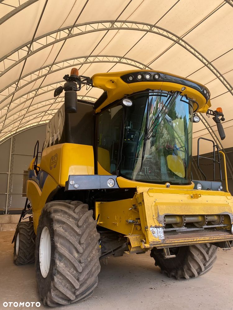 New Holland CH7.70 - 10