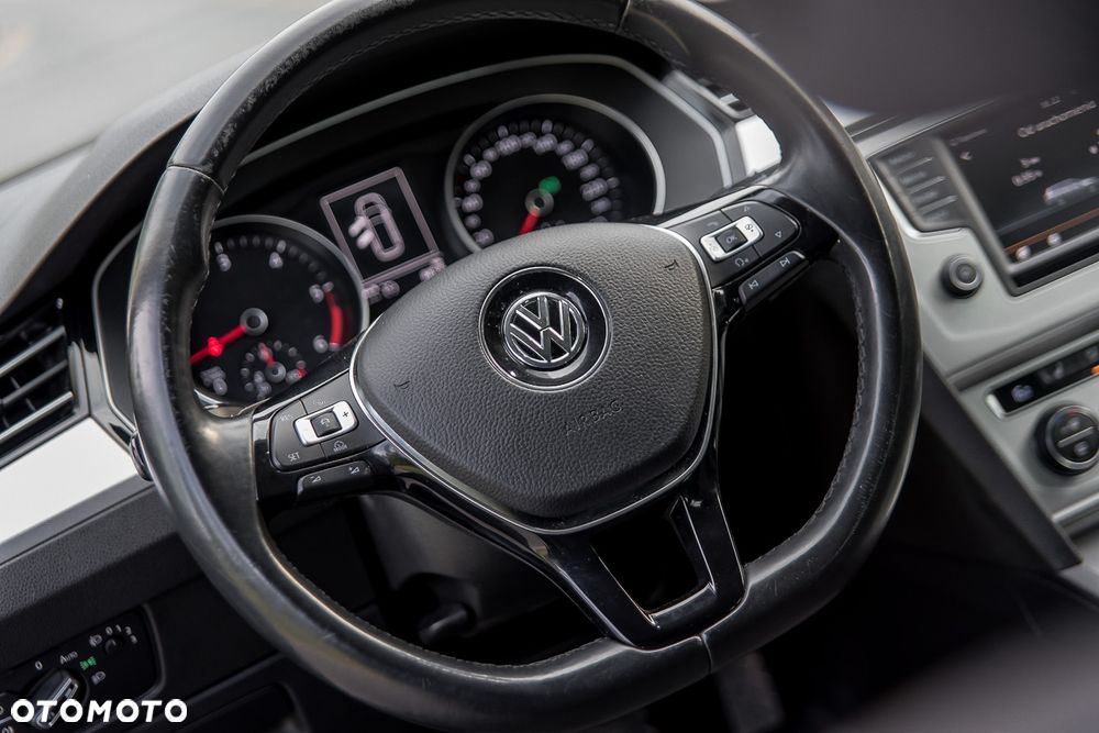 Volkswagen Passat 2.0 TDI BMT Comfortline DSG - 17