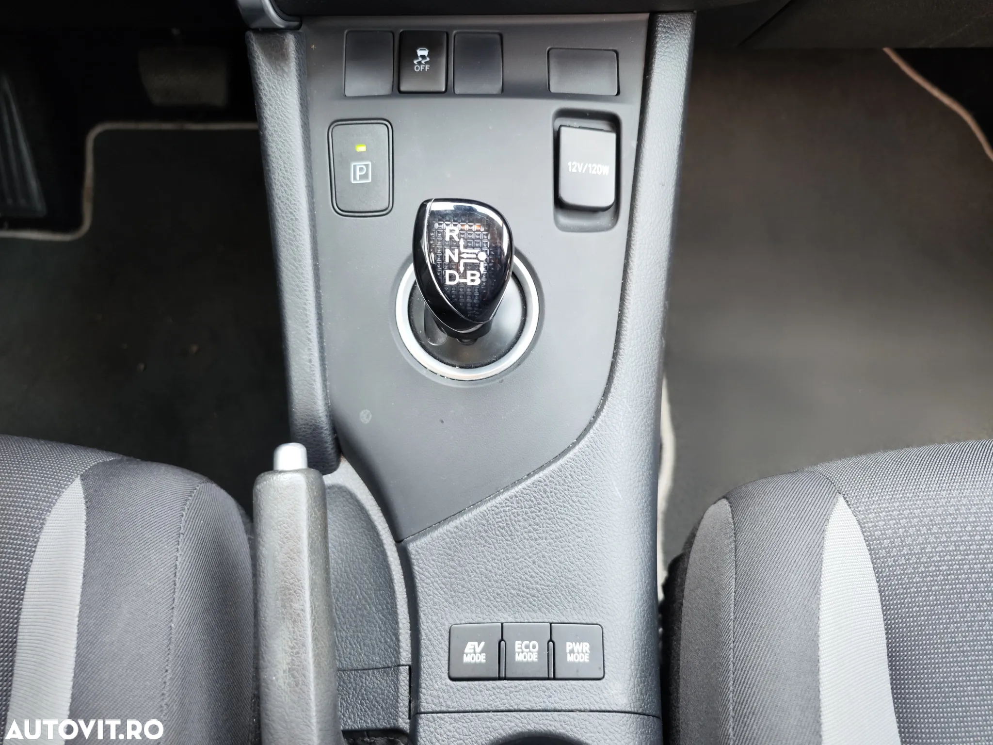Toyota Auris - 17