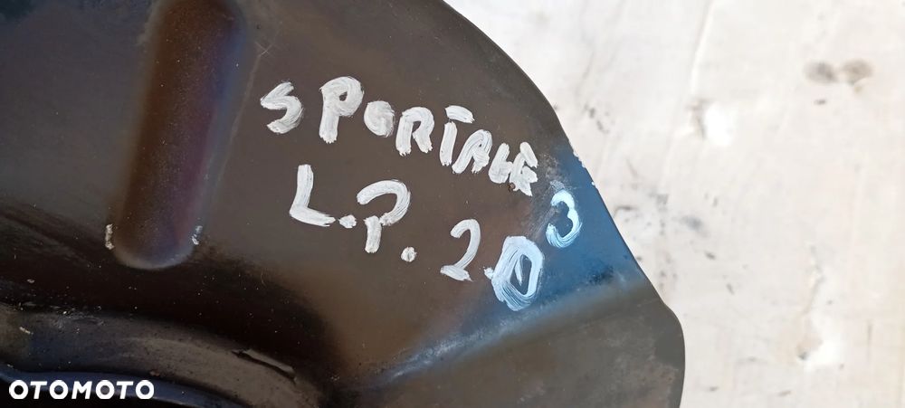 Zwrotnica piasta lewy przód przednia lewa Kia Sportage III 2.0 CRDI - 4