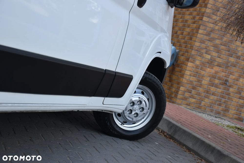 Peugeot Boxer L2H2 - 35