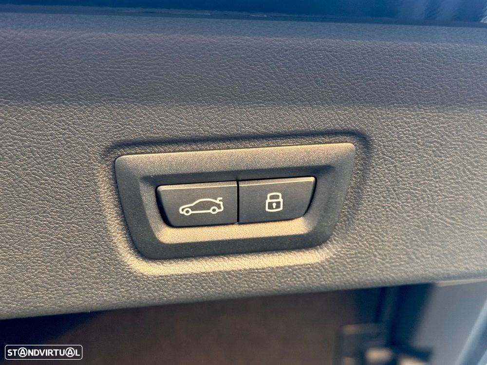 BMW i4 eDrive40 Pack Desportivo M Pro - 17