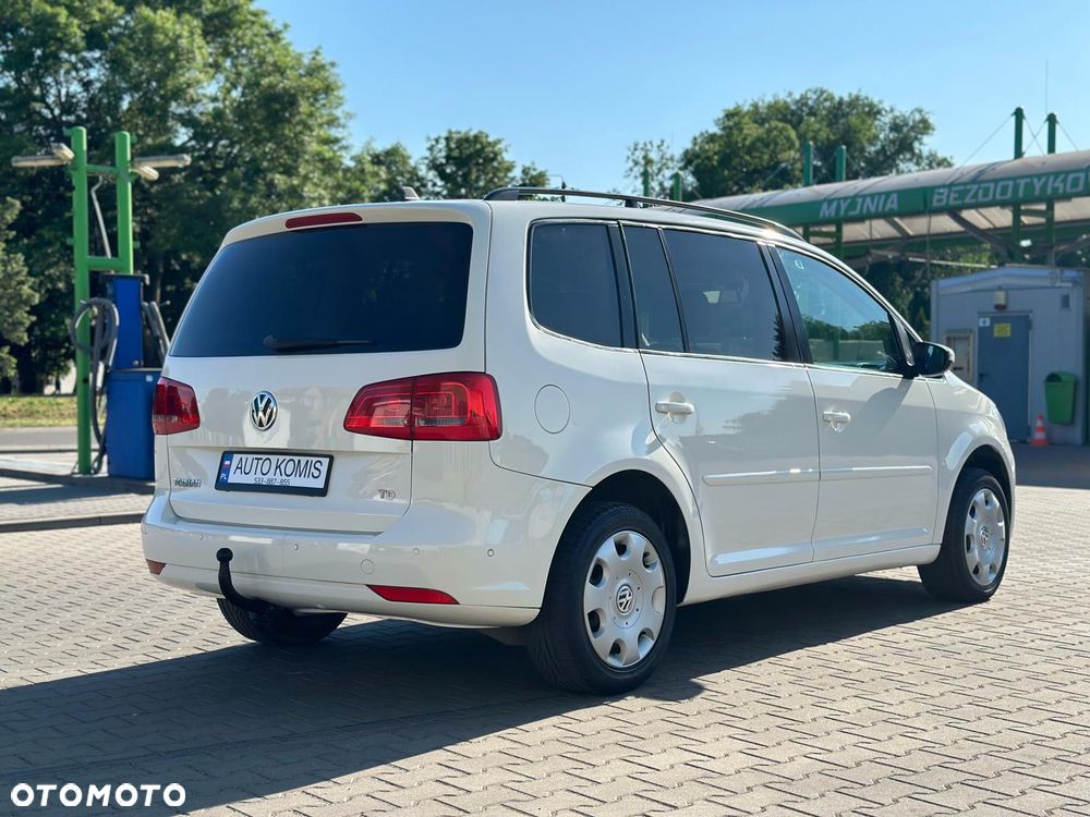 Volkswagen Touran - 6