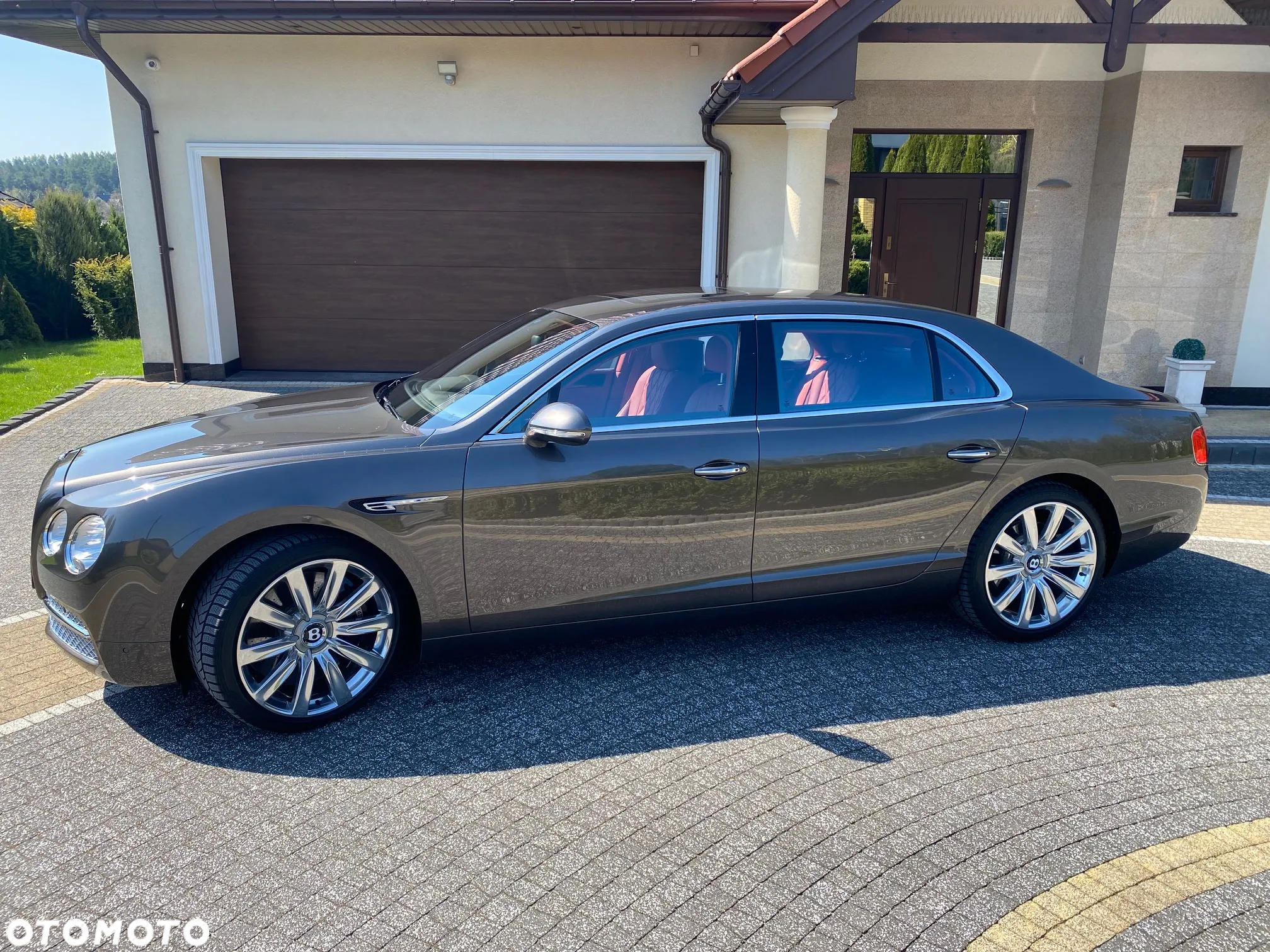 Bentley Flying Spur W12 - 4