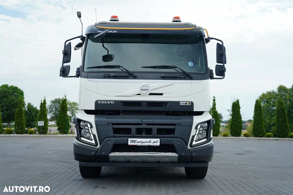 Volvo FMX 460 / 8x4 / LIVRARE - 6,1 M / HDS FASSI F 185 A.2.24 - 12,55 M / TRIDEM / MAX. CAPACITATE DE RIDICARE: 5.500 KG / TELECOMANDĂ / CAMERĂ / I-SHIFT / EURO 6 - 10