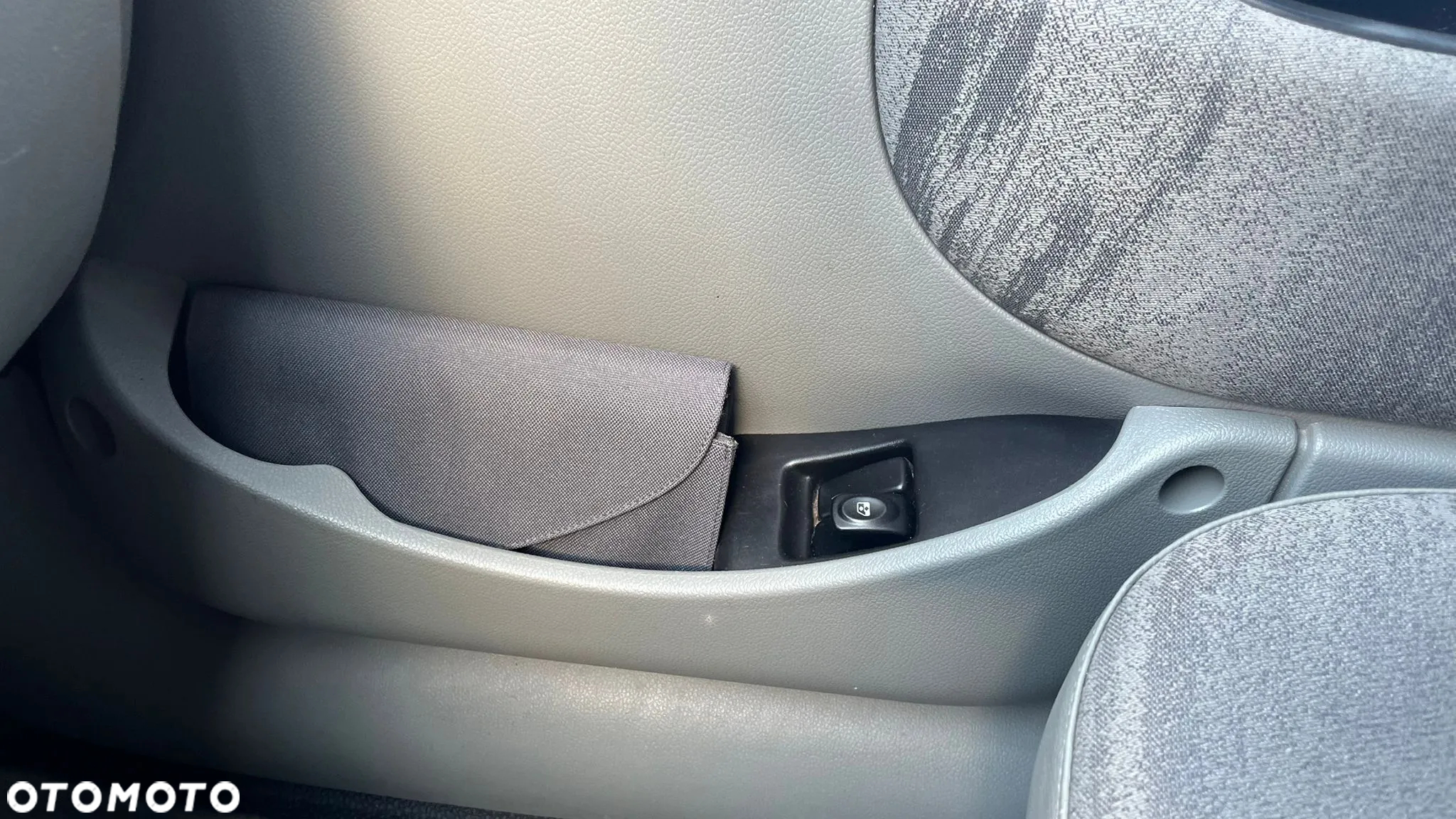 Renault Kangoo 1.6 16V Alize - 14