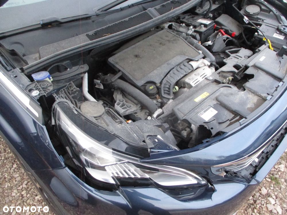 Peugeot 5008 PureTech 130 EAT8 Stop & Start Active - 19