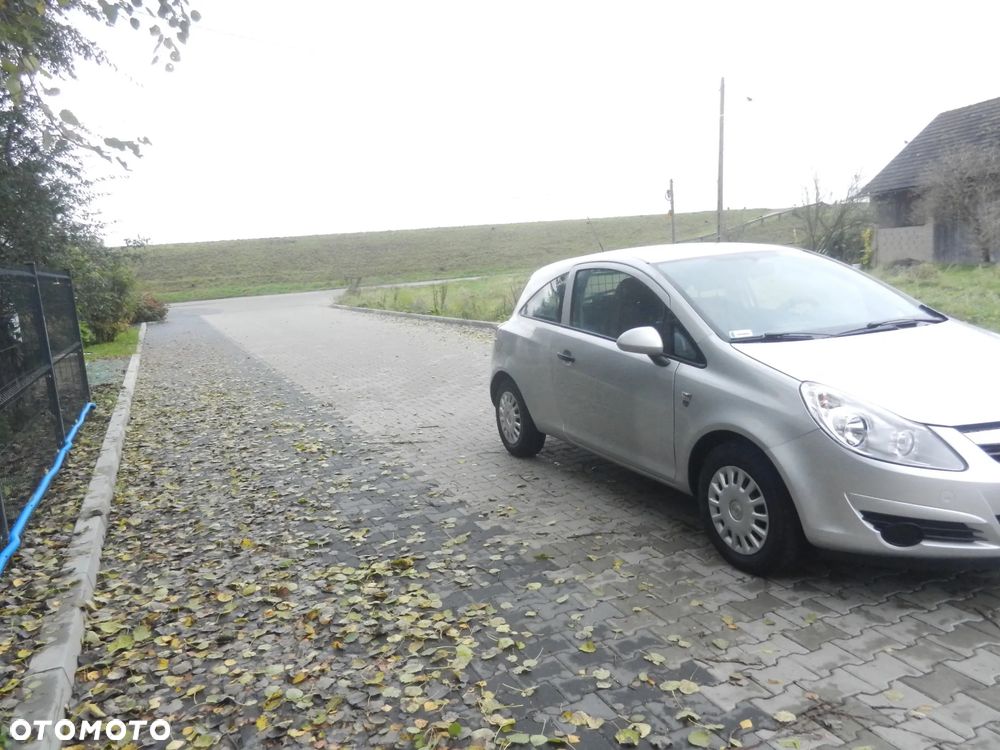 Opel Corsa - 8