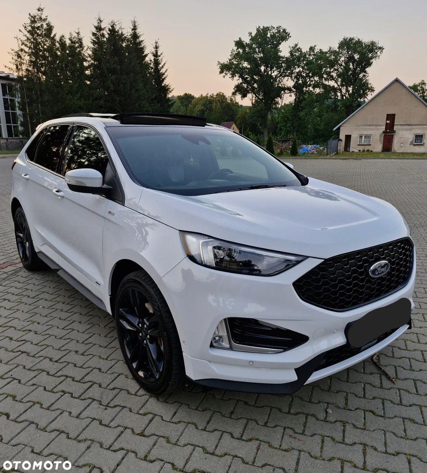 Ford Edge - 1