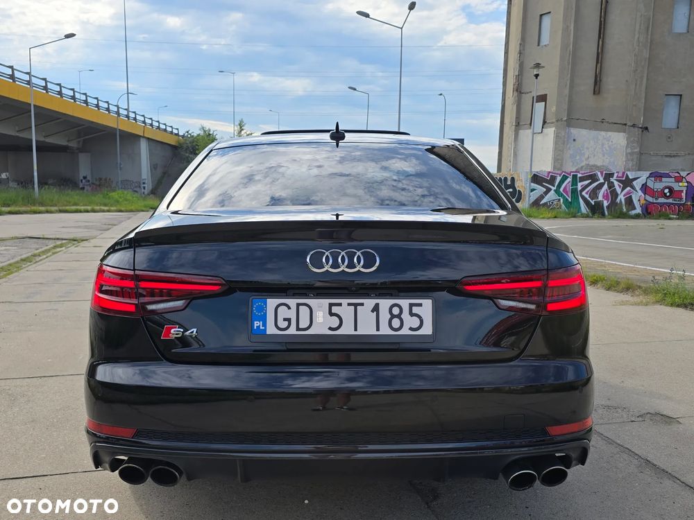 Audi S4 Limousine - 7