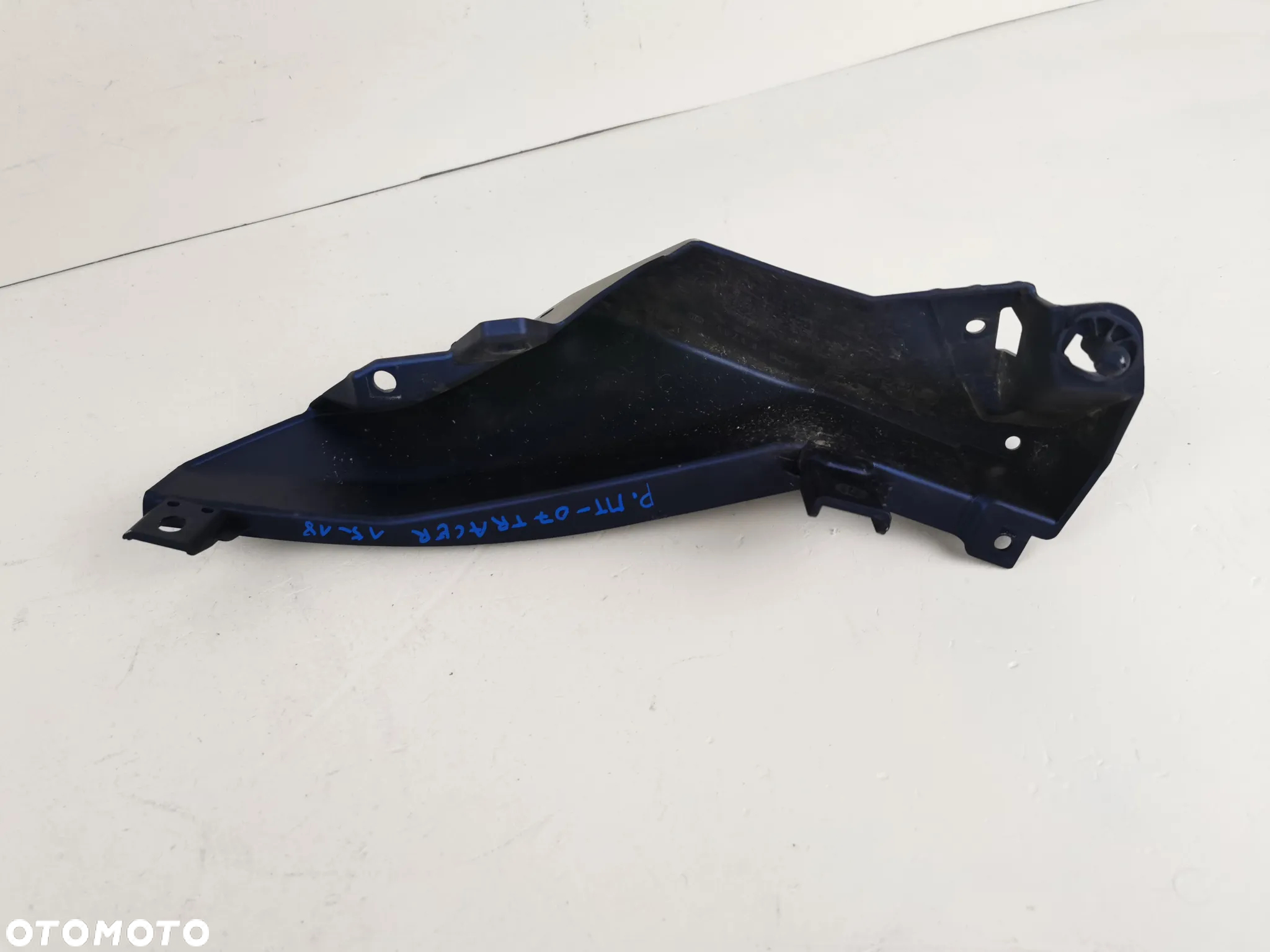 Yamaha MT-07 Tracer 700 ogon zadupek owiewka prawa 15-18 - 12
