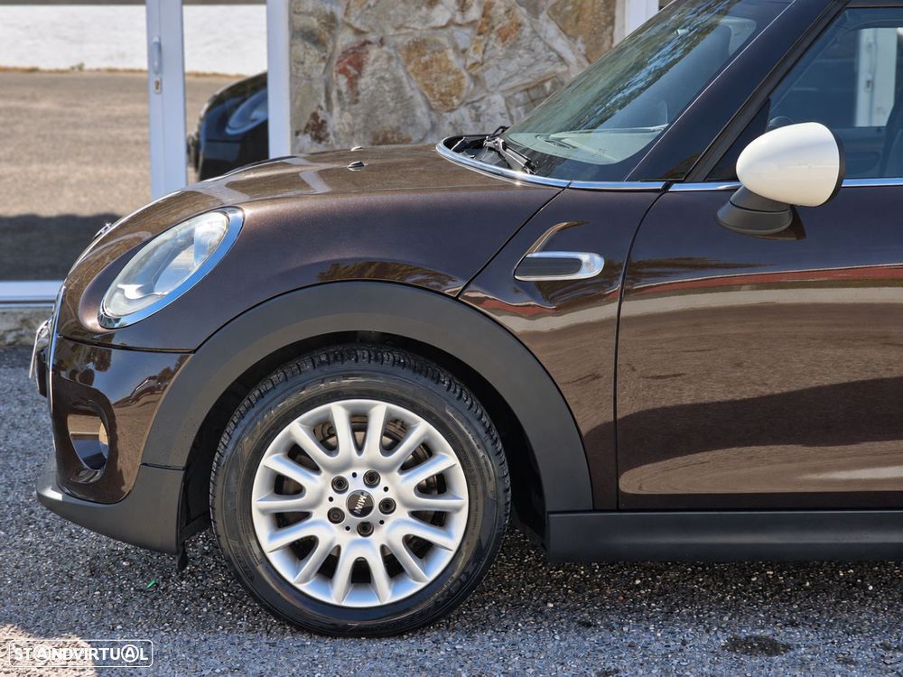 MINI 5 Portas Cooper D - 16