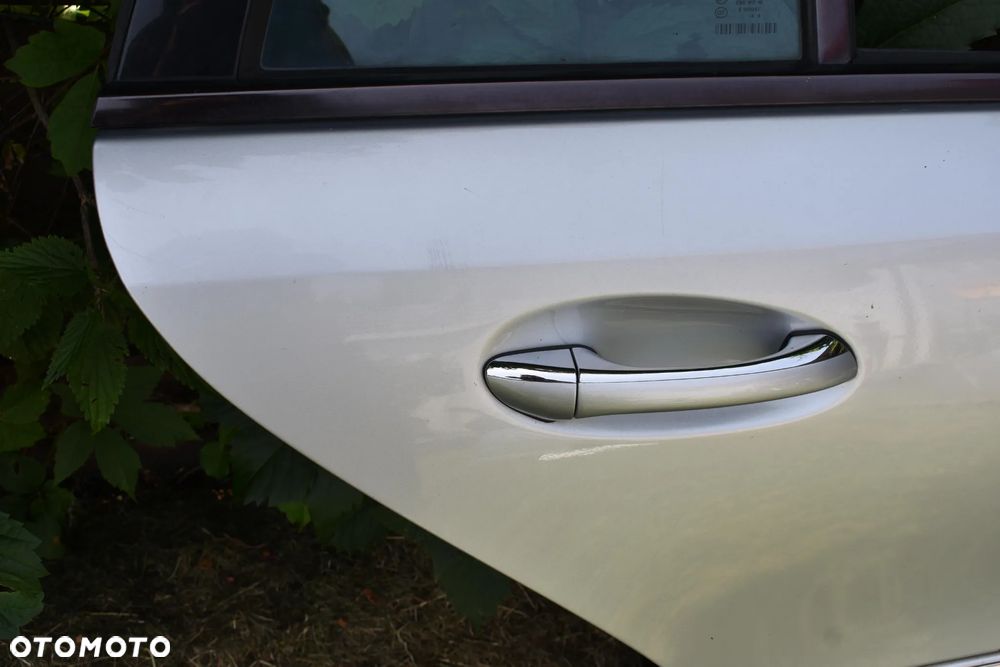 MERCEDES W211 KOMBI DRZWI TYLNE PRAWE TYŁ 775 ORYGINAŁ - 6