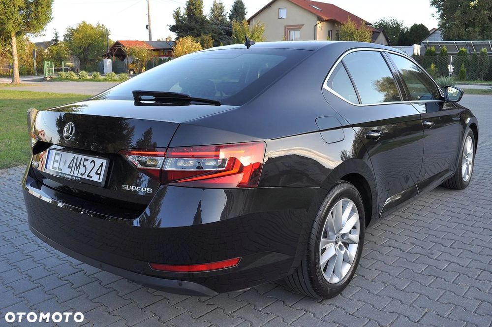 Skoda Superb 1.5 TSI ACT Ambition - 17