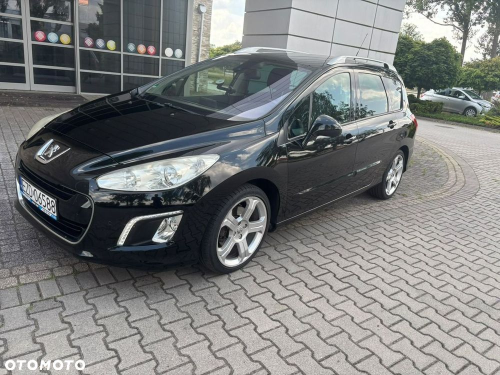 Peugeot 308 - 8