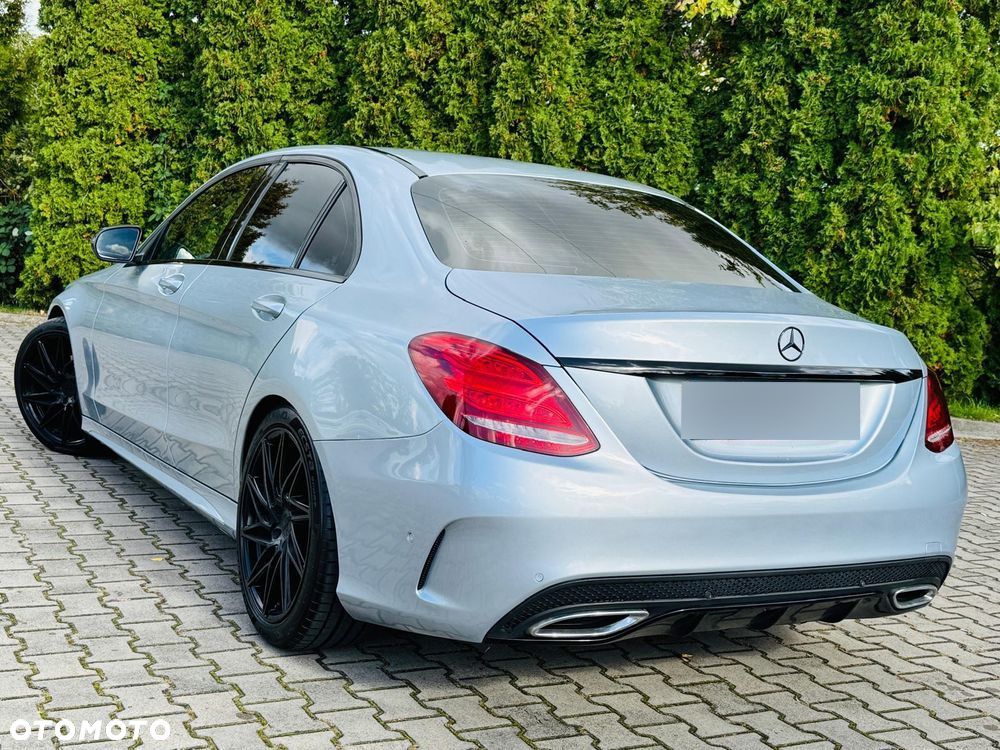 Mercedes-Benz Klasa C 220 (BlueTEC) d T AMG Line - 4