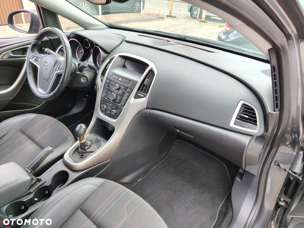 Opel Astra 1.4 Turbo - 14