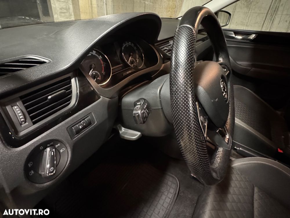 Skoda RAPID 1.4 TSI DSG Style - 15