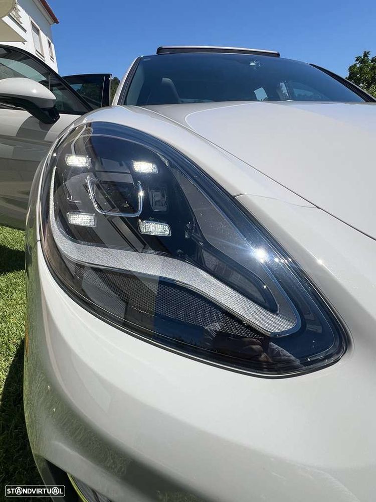 Porsche Panamera 4S E-Hybrid - 22