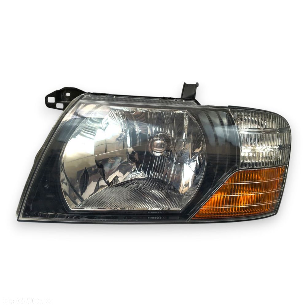 LAMPA LEWA Mitsubishi Pajero III 1999-2006 lewy przód przednia ŁADNA - 2